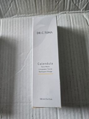 DR.C.Tuna Calendula Face Wash 100 ml/3.4 fl oz